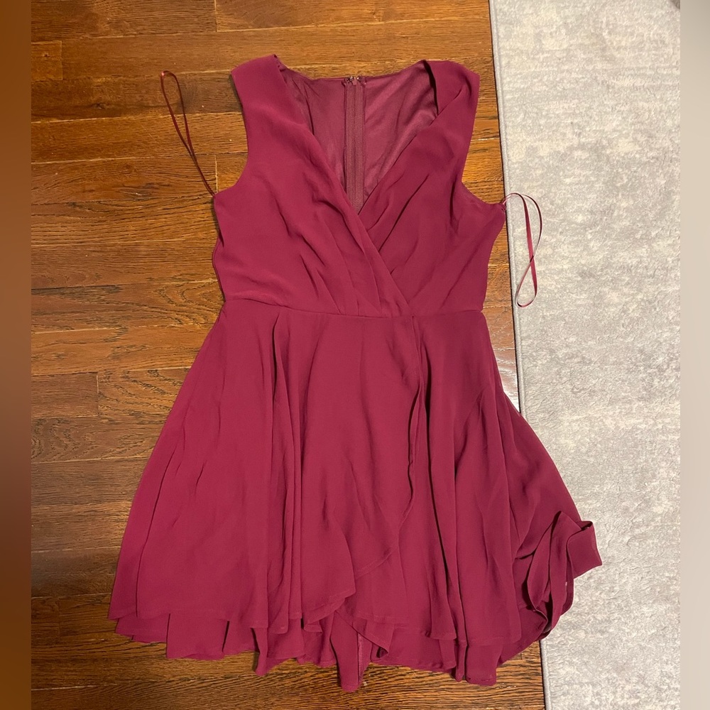 Windsor dress. Size Medium